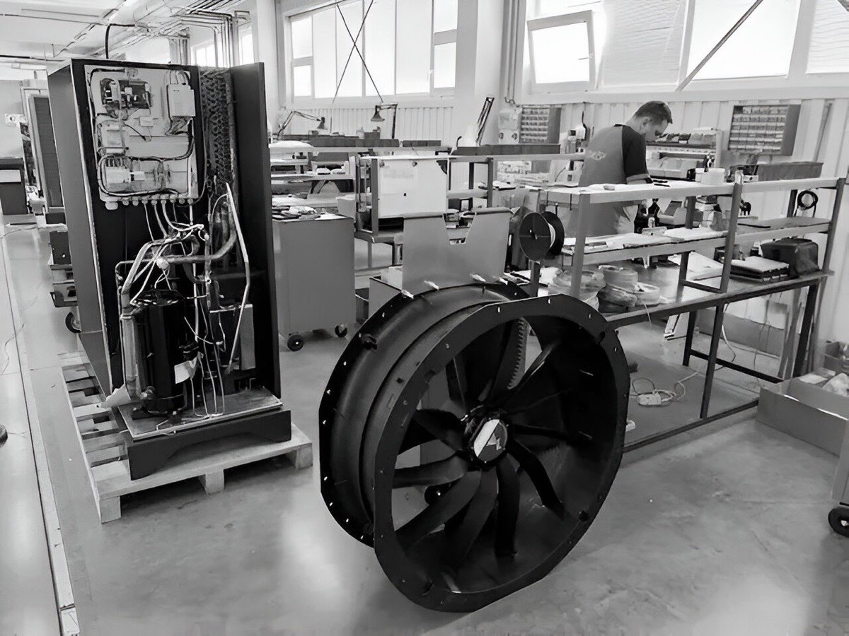 Výrobní hala HOTJET 2